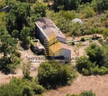 Kuća, Prodaja, Vodnjan, 2236m2, Farma - Pula