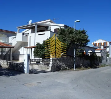 Kuća, Prodaja, Rogoznica, 200m2, Samostojeća - cover