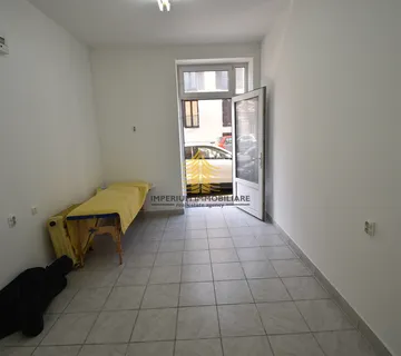 Poslovni prostor, Najam, Gornji Grad - Medveščak, Medveščak, 16m2, Ulični lokal - cover
