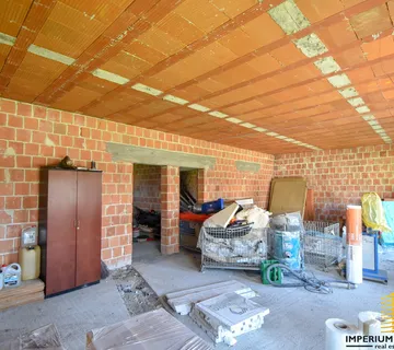 Poslovni prostor - Novi Jelkovec , 150 m2 , Iznajmljivanje - Sesvete, Zagreb