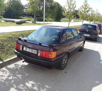 Audi 80 B3 - cover