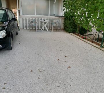 Zadar, trosoban stan u kući - cover