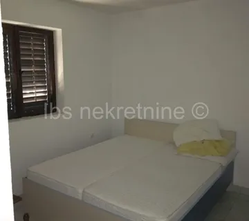 Rogoznica, smještaj za radnike !10! - cover