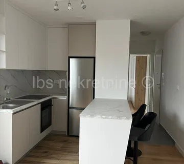 Split, Mejaši - Jednosoban Stan S Garažom