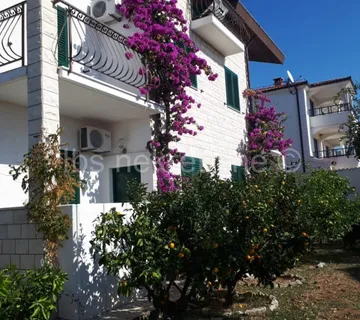 ***KUĆA SA 10 APARTMANA NA ATRAKTIVNOJ LOKACIJI!!!*** - cover