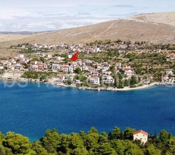 Novo! Atraktivno građevinsko zemljište blizu plaže! - cover