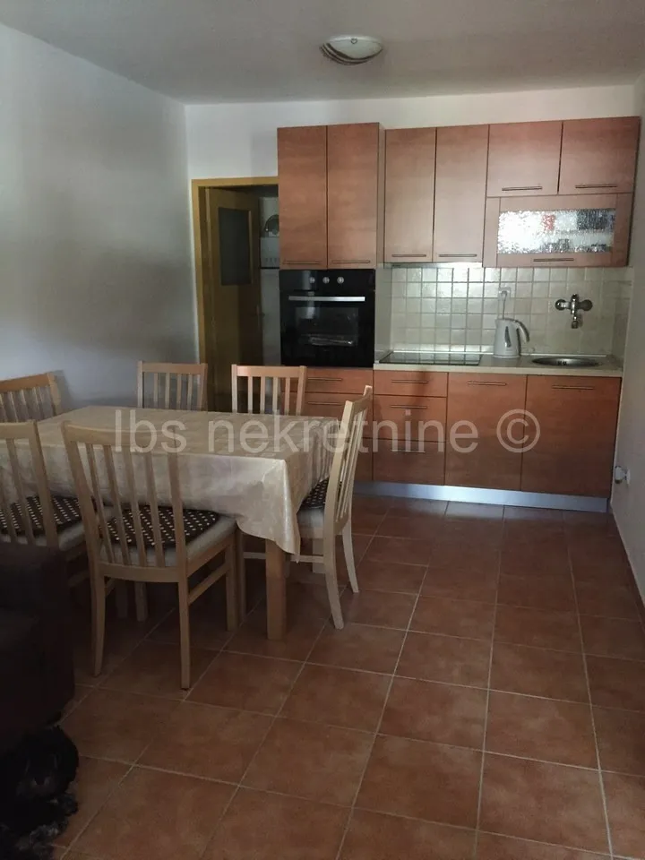Apartman u Supetru!! - cover