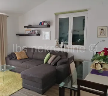 Podstrana, 3 apartmana, predivan otvoreni pogled na more!!! - cover
