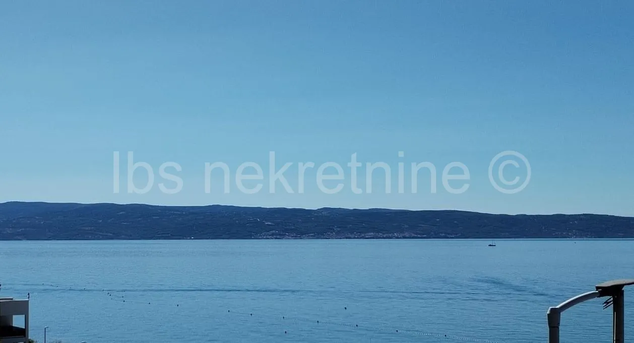Podstrana, kuća od 450 m2!! - cover