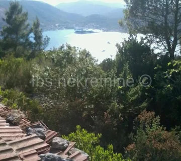 Zemljište Prodaja Vis 32100 m2 - cover