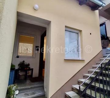 Zagreb, Mesnička ulica - na 1. katu, 34 m2 u centru grada - cover