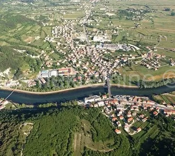 Građevinsko zemljište 2258m2, Trilj - cover