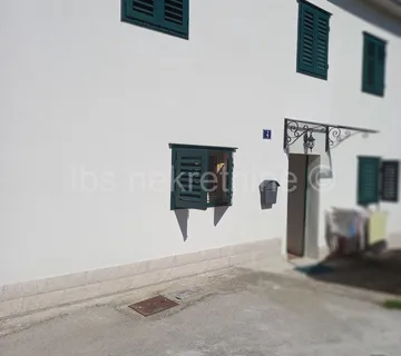 Kuća Prodaja Sinj 101 m2 - cover