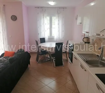 .::: Stan površine 61m2 kod Rogoznice :::. - cover