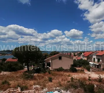 .::: Brodarica, stan s pogledom u novogradnji :::. - cover