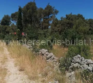 .::: Građevinsko zemljište 1.300m2 na osami :::. - cover