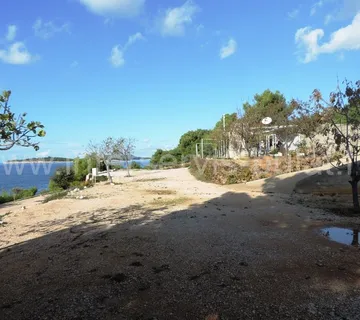 .::: Auto- Camp 1. red do mora :::. - cover