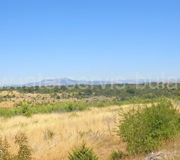 .::: Građevinsko zemljište na osami u blizini NP Krka :::. - cover