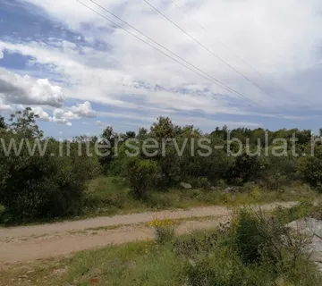 .::: Veliko poljoprivredno zemljište :::. - cover