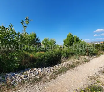 .::: Građevinsko zemljište na lijepoj lokaciji :::. - cover