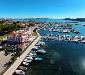 .::: Tribunj, luksuzan stan s pogledom na more :::. - cover