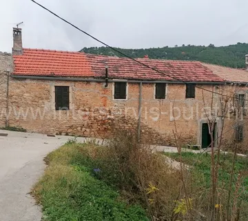 .::: Stara kamena kuća u Skradinu :::. - cover