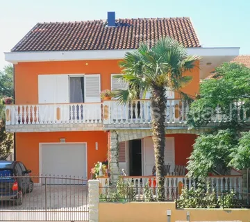 .::: Lijepa, komforna obiteljska kuća :::. - cover