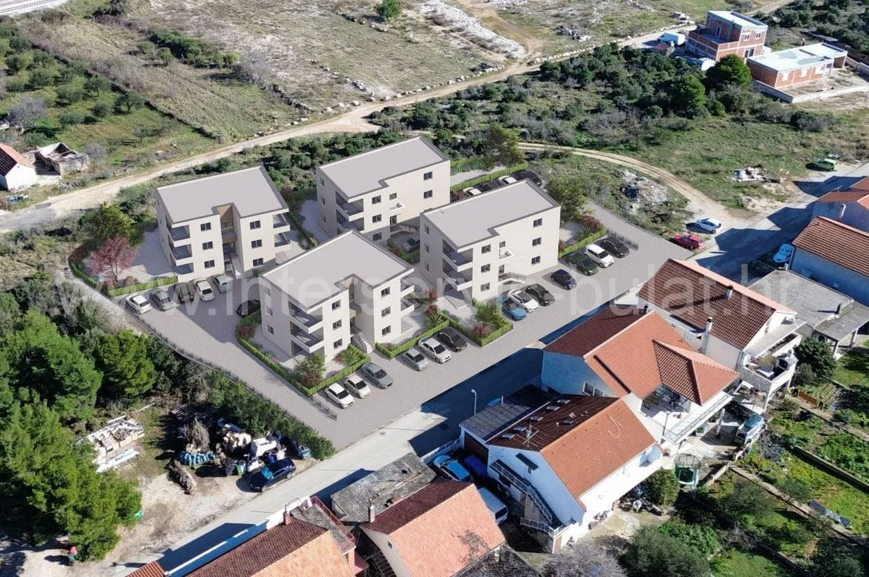 .::: Stan od 53m2, novogradnja u Ražinama :::. - cover