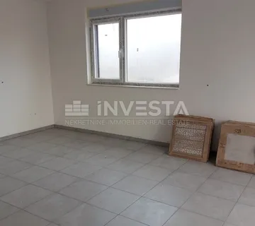 Poreč, stan na prvom katu novogradnje