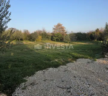 Vodnjan okolica, građevinsko zemljište 1025 m2