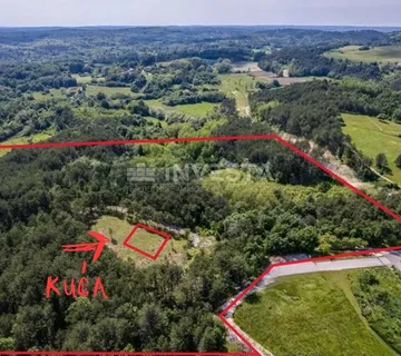 Veliko imanje s građevinskom dozvolom za kuću u okolici Pazina - cover