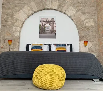 Pula, centar stan dvije spavaće sobe s dvije kupaone