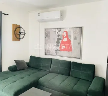 Fažana - prostran stan u prizemlju, svega nekoliko koraka od mora