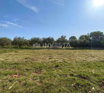 Vodnjan, Građevinsko zemljište 700m²
