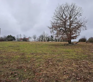 Žminj, građevinsko zemljište 1000 m2, izgradi dom - cover