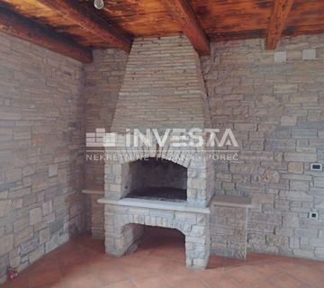 Poreč okolica, lijepa kamena vila s okućnicom, 3SS, pogled more - cover