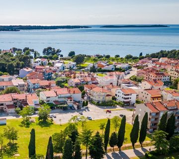 Fažana, zemljište s građevinskom dozvolom, 200m od mora - cover
