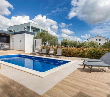 Fažana - Moderna villa 360m2, pogled more i Brijuni - cover