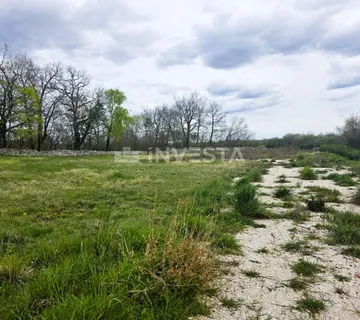 Kanfanara okolica – građevinsko zemljište 522 m2 južne orijentacije - cover