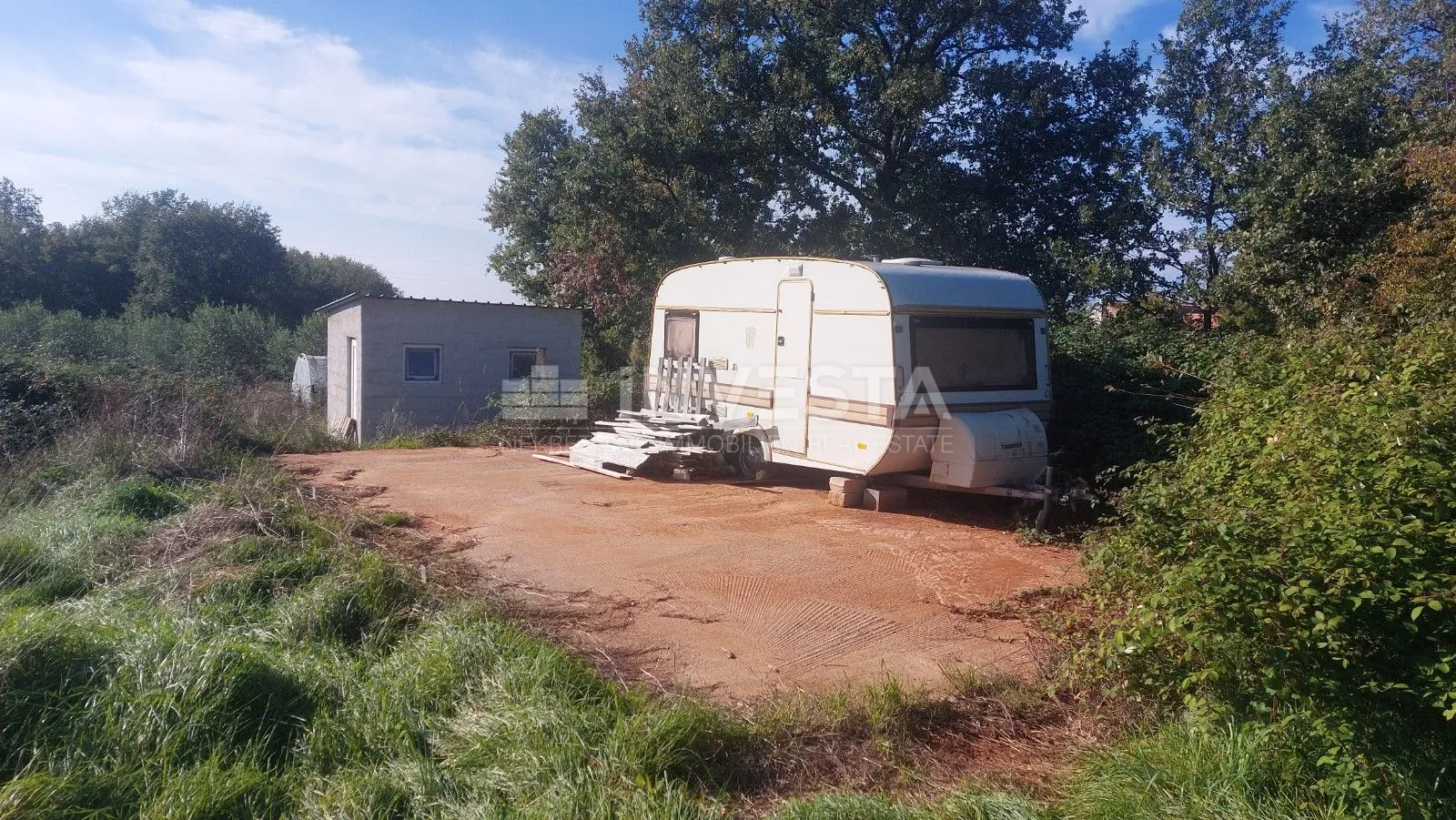 Višnjan okolica, isparcelirano poljoprivredno zemljište - cover