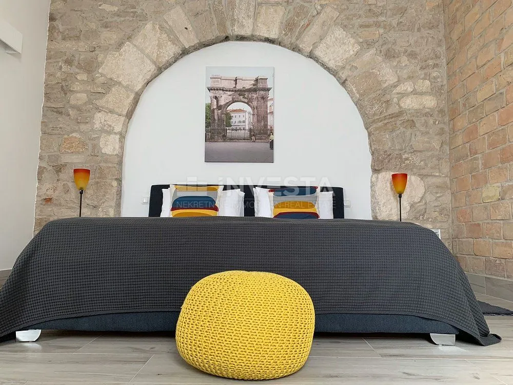 Pula, centar stan dvije spavaće sobe s dvije kupaone - cover