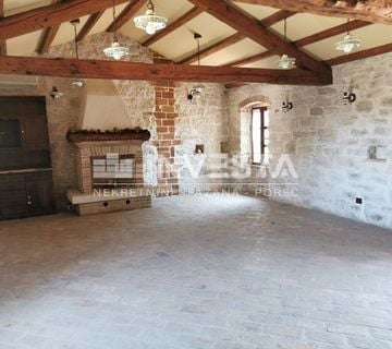 Vrsar okolica, lijepa kamena kuća s prostranom terasom, 130 m2 - cover