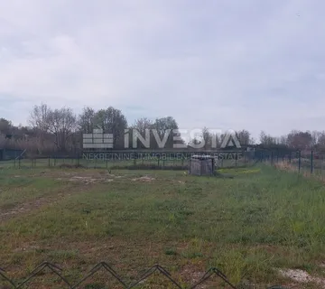 Vikend parcela blizu mora - cover