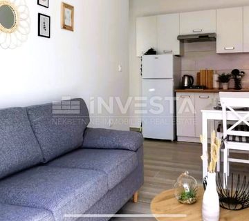 Pula, Busoler, stan u prizemlju 41 m2 s natkrivenom terasom - cover
