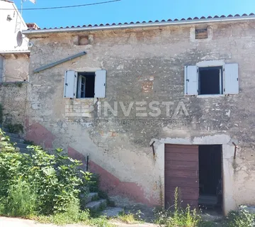 Višnjan, Kamena kuća -započeta renovacija - cover