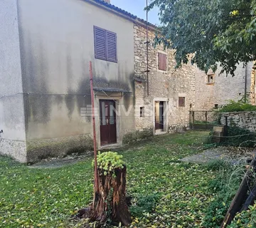 Šišan, autentična istarska kamena kuća za adaptaciju - cover