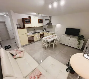 Peroj, namješten novi stan s djelomičnim pogledom na more - cover