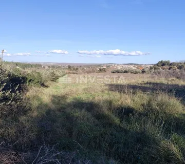 Građevinska zemljišta na mirnoj lokaciji sa pogledom na grad - cover