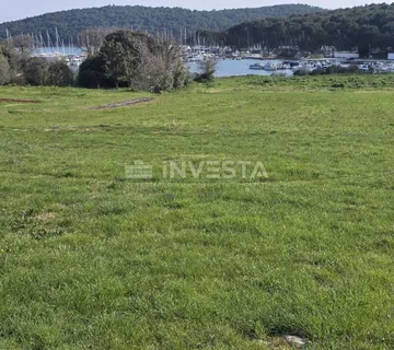Više građevinskih zemljišta na atraktivnoj lokaciji do mora - Medulin