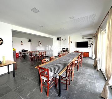 Vodnjan okolica, moderna kuća s konobom, 240 m2 - cover